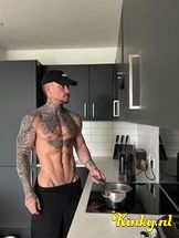 cole-escort-via-kinky-692cb1936d5275001328ffeb