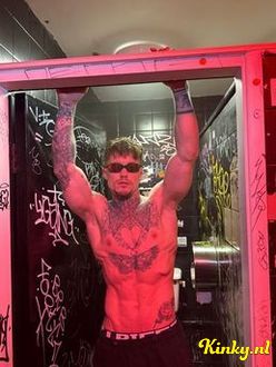 cole-escort-via-kinky-692cb191e398ed001320df41