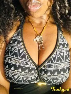 minerva-virtual-sex-via-kinky-692cc61cee99270013508fb6