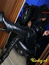 miss-minerva-bdsm-via-kinky-692d01cc8a3c3b0013d8632e