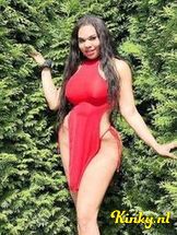 candy-erotische-massage-via-kinky-692d9c49e398ed001320e0ab