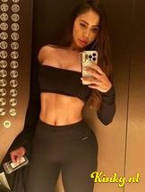 melany-prive-ontvangst-via-kinky-6931caaec3b9090013d51a23