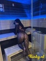 Chloey - Elite companion