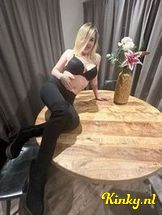 selena-escort-via-kinky-692f79996a598100133debc2