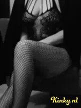 laura-erotische-massage-via-kinky-69ac28765b7a1a0013691395