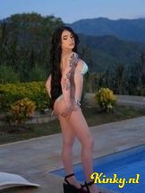 violetta-prive-ontvangst-via-kinky-6948fb6d6a3d24001383c875