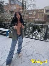 violetta-prive-ontvangst-via-kinky-695e1973d617f0001318d1cc