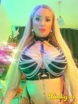 Alessia - Hot blonde real kissing & girlfriend experience