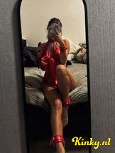 ella-escort-via-kinky-6935ad19b956600014c309cf