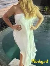 kira-erotische-massage-via-kinky-69333bac63431a0013b26a1d