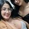 kimi-&-cristal-prive-ontvangst-via-kinky-693808348d21400013542749