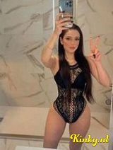 Camila - beautiful Latina escort