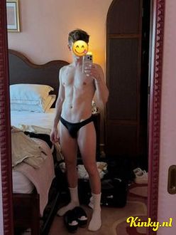 andreas-virtual-sex-via-kinky-693472fbff3b310013ece166