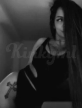 Aylin - Turkish girl in netherlands