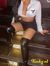 karina-erotische-massage-via-kinky-6942a8593b24e100133de095