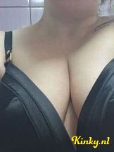 lia-escort-via-kinky-69382e86f748bb00124c73ac