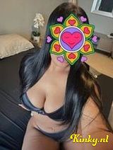 Yina - Mijn poesje is geil 