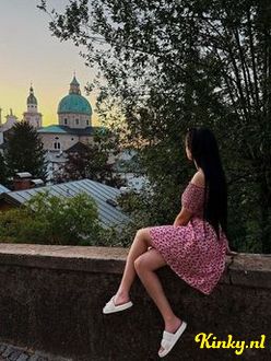 nina-escort-via-kinky-6939967dd3137d0013bbff1d