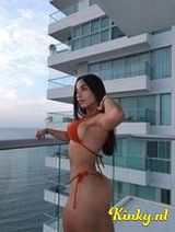 Paris - •Colombian girl, new in town and unforgettable.