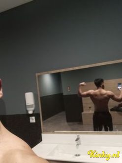 jacky-escort-via-kinky-693a138ad30fad0013612e84