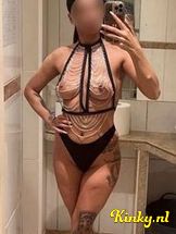 crystal-prive-ontvangst-via-kinky-693ab8708d21400013542b3c