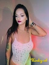 amy-erotische-massage-via-kinky-69416cc3dc325d0013ba103b