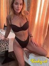 Micky - Hot girl ,now in town