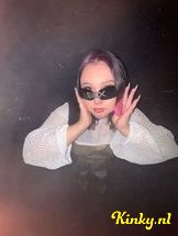 genesis-escort-via-kinky-693df8b685b4260013a8789c