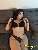 adhara-prive-ontvangst-via-kinky-6940c7b5913944001278aa91