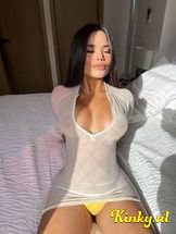 khloee-prive-ontvangst-via-kinky-6941336b9b028e0014b57f6d