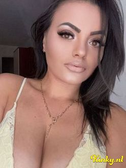 karmen-escort-via-kinky-69404b9aa48caf0013de22a7