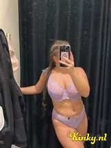 elanur-virtual-sex-via-kinky-69416577f748bb00124c7c4d