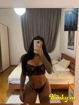 Kim - Sexy Latina