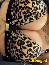 leyla-escort-via-kinky-69416ae7d3137d0013bc07cc