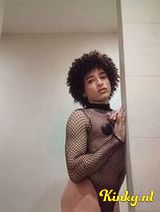 Vic - Curly Femboy, flirty, and ready to make you happy