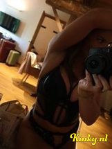 nina-virtual-sex-via-kinky-6964ae4cbe88c300149a8686