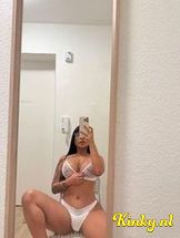 keyla-prive-ontvangst-via-kinky-694984fa4877160013163a7b