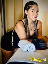 lucy-erotische-massage-via-kinky-69467007dd161d00137fd89b