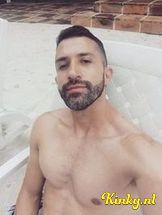 will-erotische-massage-via-kinky-69474a3e487716001316393b