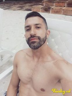 will-erotische-massage-via-kinky-69474a3e487716001316393b