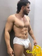 andrew-escort-via-kinky-694b0256df87af001275fee3