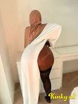 Amal & Ami - Stoute Somalische slet Amal & Marokkaanse mysterie