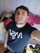 robert-escort-via-kinky-6954deb45a43690013eda7c8