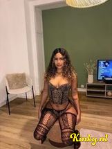 victoria-escort-via-kinky-69524345c29d42001343fc62