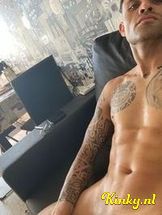 guillermo-escort-via-kinky-6951b8a8d617f0001318ca1e