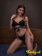 kitana-prive-ontvangst-via-kinky-6953a84b3c4c6d00136b9bdf