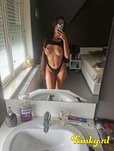 nadya-virtual-sex-via-kinky-69540f52f9dae40013c530be