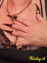 liz-bdsm-via-kinky-695d5da2d704cb0013a1225c