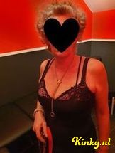 liz-bdsm-via-kinky-695d5d0234f21f0013e4b24e