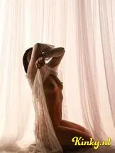 aysha-prive-ontvangst-via-kinky-697ccbd09e0e470013438ced